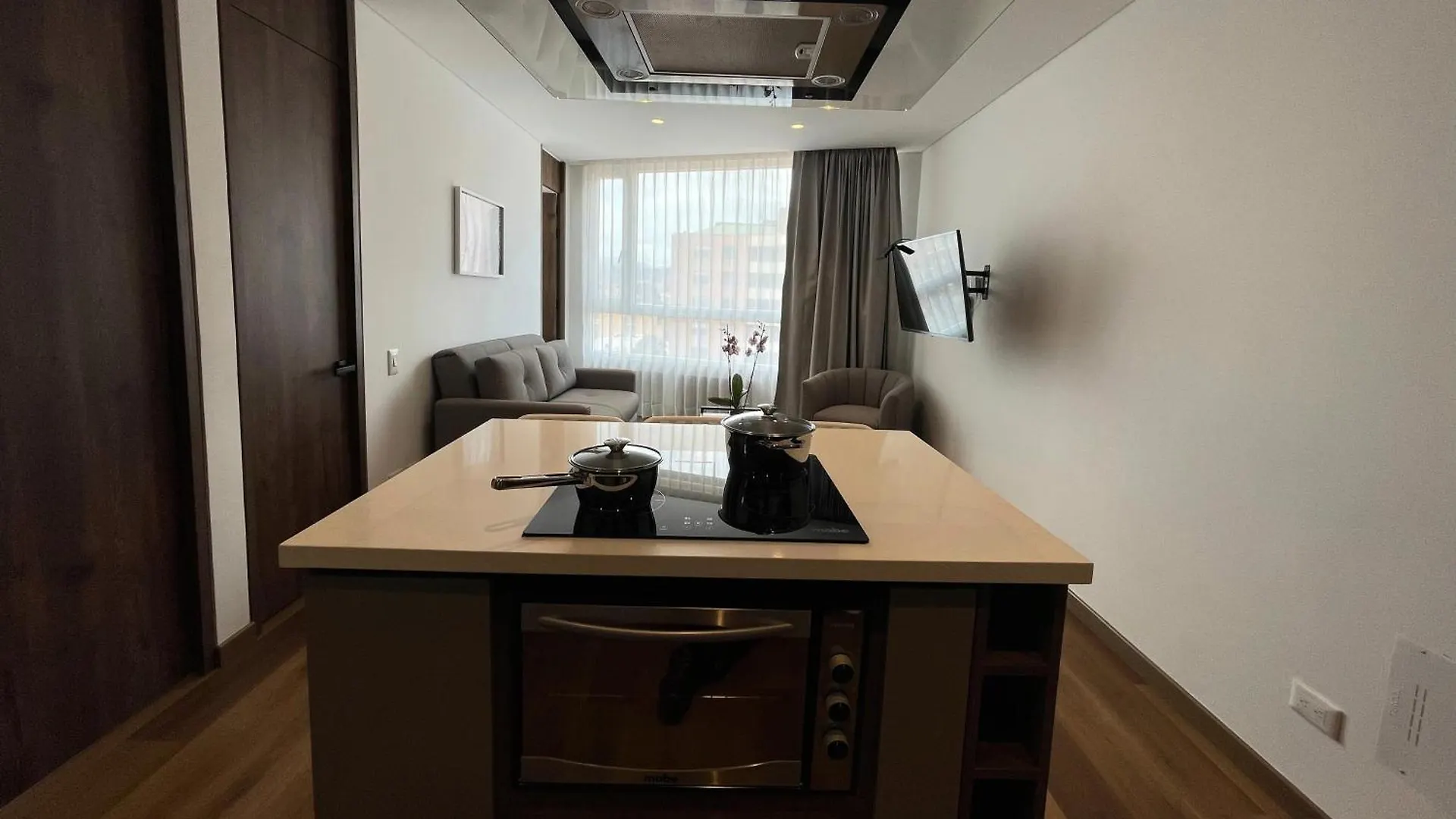 Vou Suites Bogota 4*,