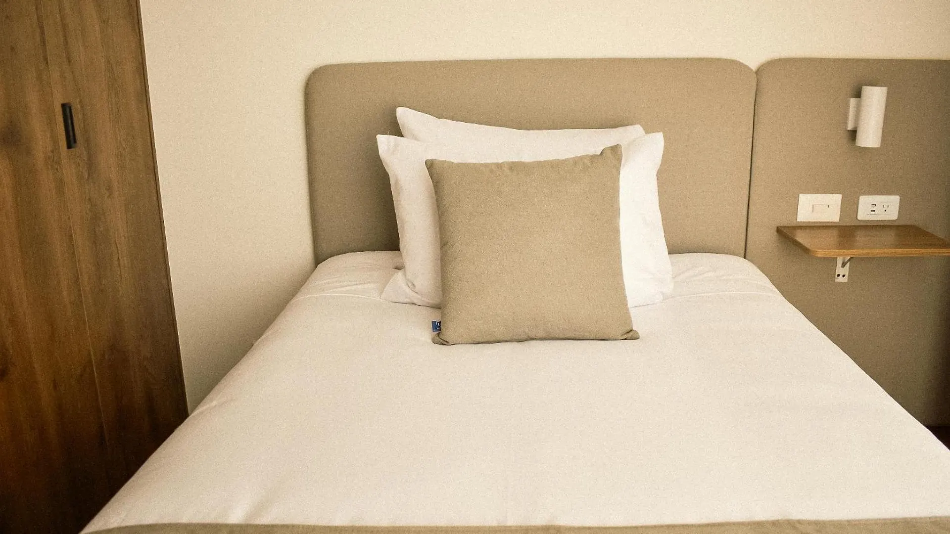 **** Hotel Vou Suites Bogota Colombia